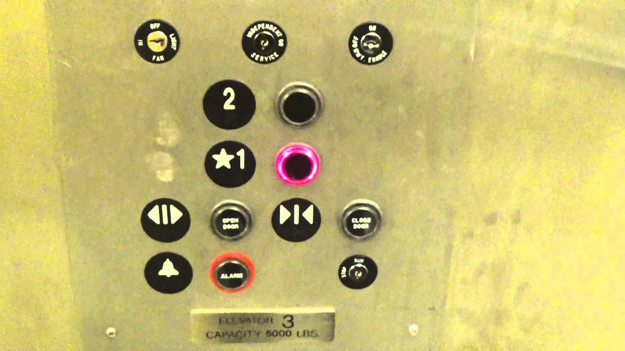 DeathTrap ThyssenKrupp Hydraulic Service Elevator at Lorain Building UW Stevens Point WI - This elevator is kind of boring. Ceilings are ugly. Floors need to be cleaned. doesn't run good. The reason for calling this a death trap is that the elevator j