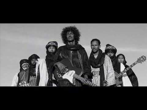Tinariwen - Fog Edaghàn Intro Flute - YouTube
