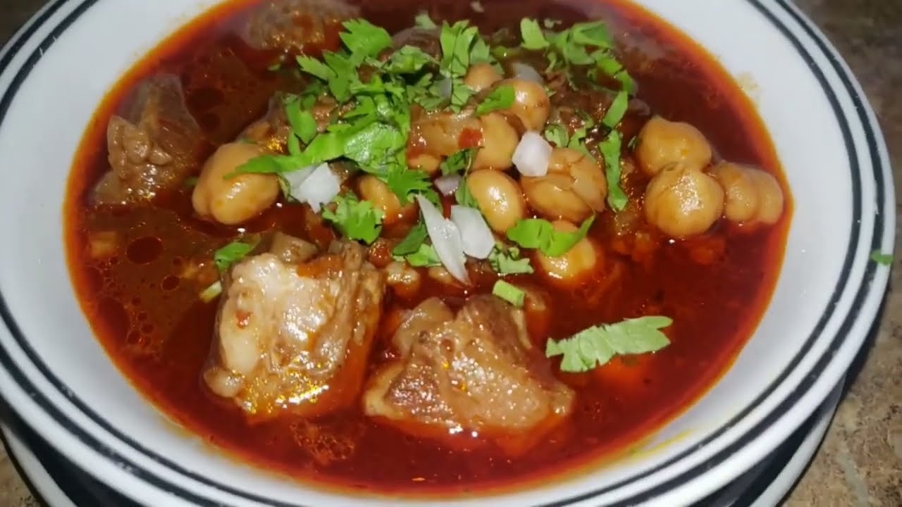 Caldo de Costilla de Puerco con Garbanzo! - SinPretextos.