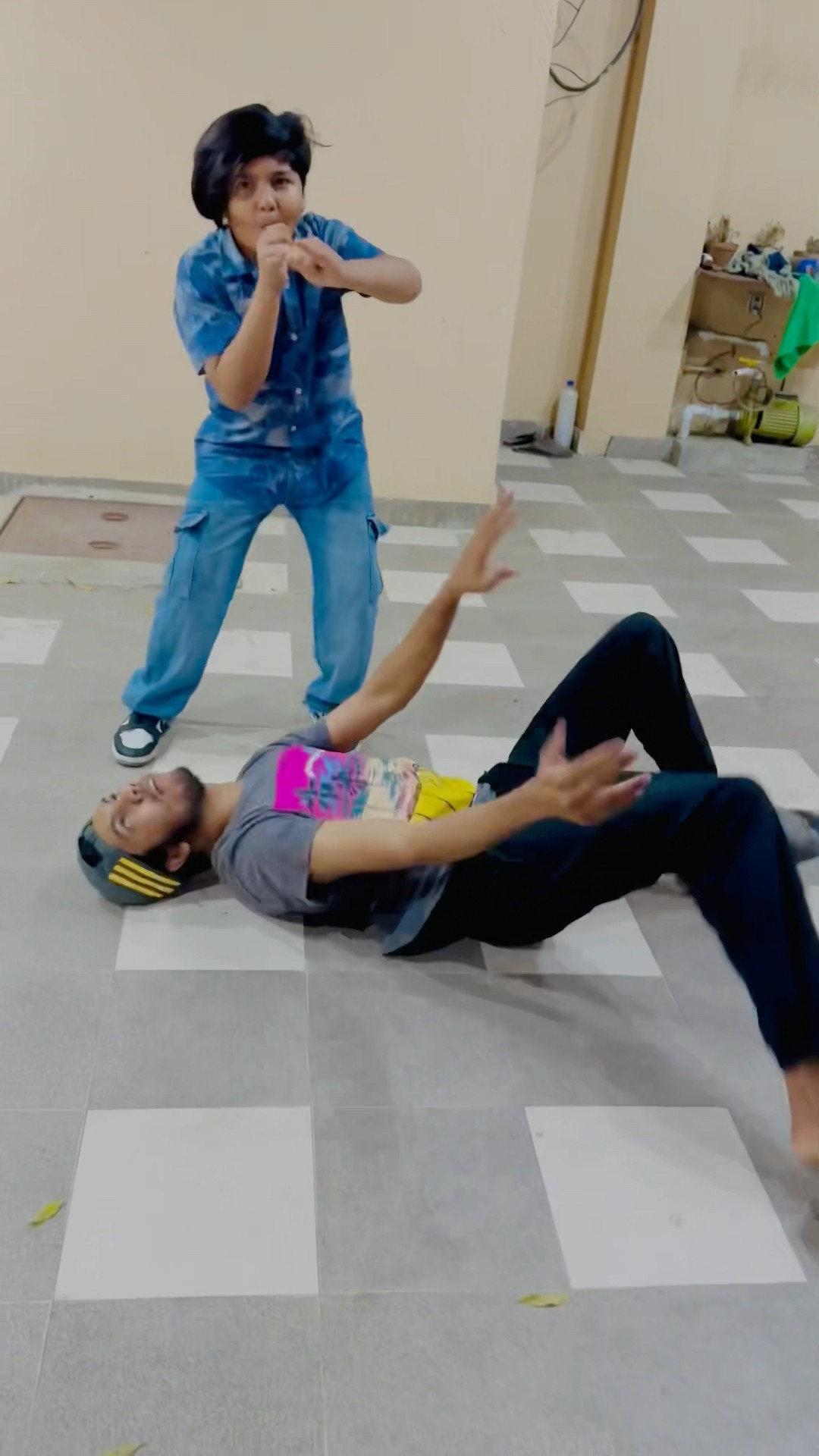 Abdullah pagl ho gya? #comedy #funny #dance #chotaalivlogs