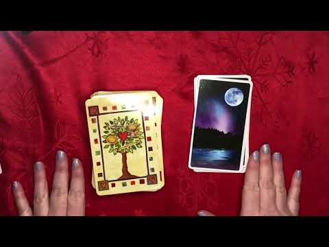 ASMR Tarot Reading - Situation, Obstacle, Advice (with Moon Cards)