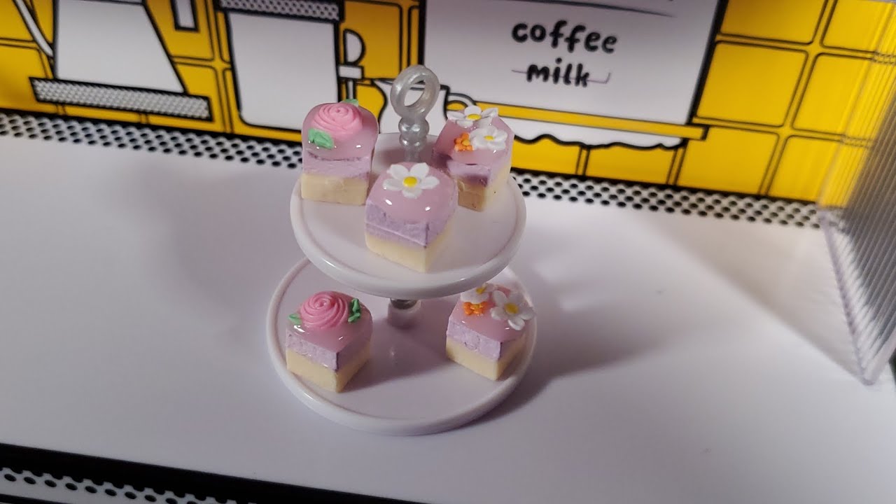 MiniVerse Make It Mini Food Diner Serie 2 DIY Resin Miniature Food Kit 