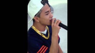 Taeyang - This ain`t it (140629 Times Square High-Touch Event) Length ver.Fancam [HD]
