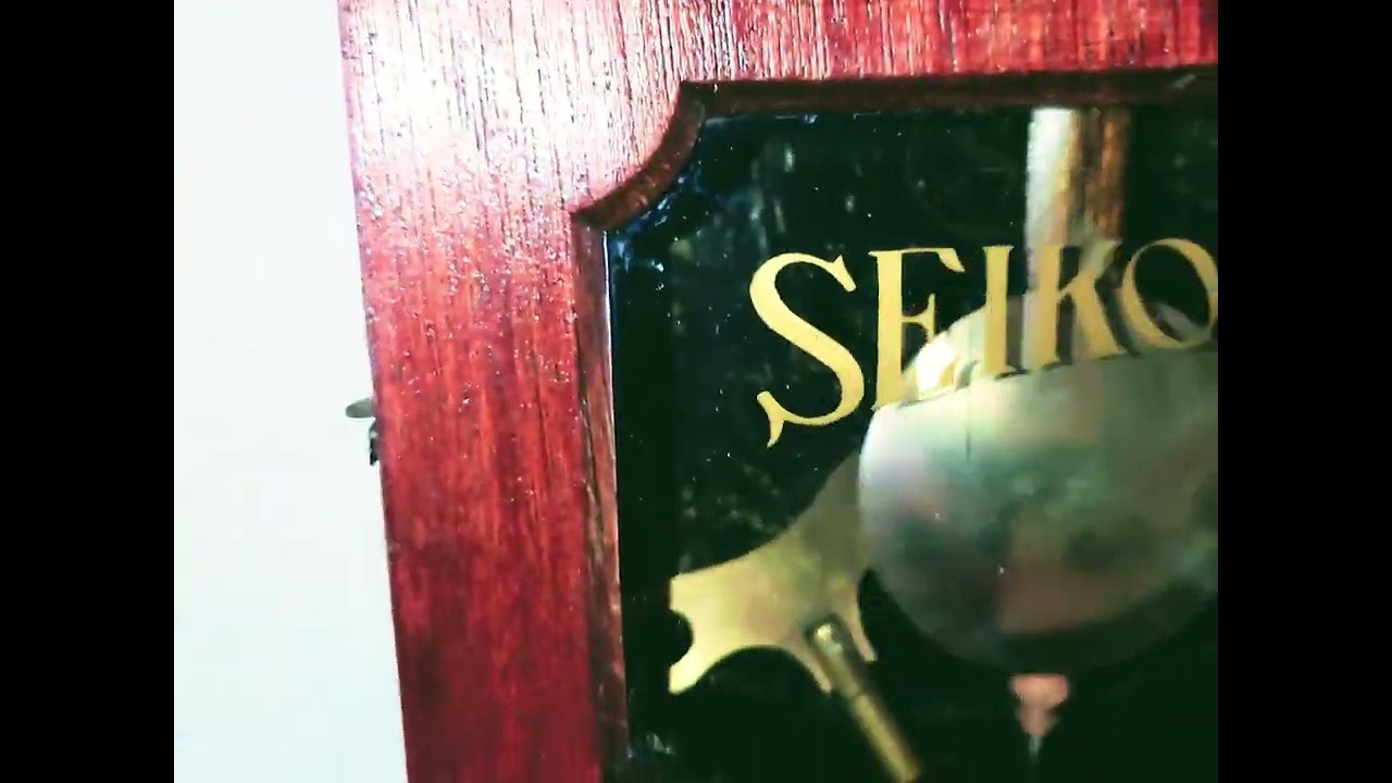 精工舎 頭大丸型 ゼンマイ振り子掛け時計 - YouTube