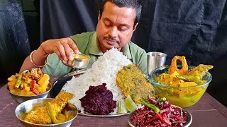 BIG BITES EATING🔥 KachKola Mach Torkari🐟, Mach Sorse Bata🐟, Beet Bhaja + Bharta, Dim Omelette🥚, Lebu