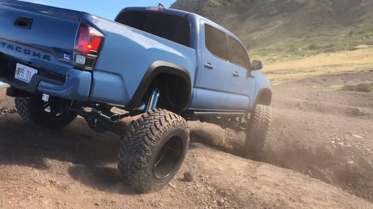 Truck EDC / Vehicle Gear - Emergency Car Gear (2016 Tacoma) 