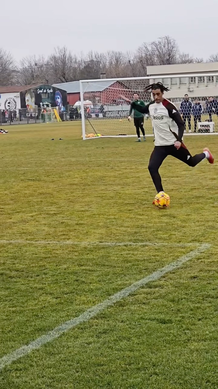 Attack ? Defence In Bucharest ???