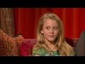 En 11-årig Zara Larsson intervjuas av Malou - Malou Efter tio (TV4)