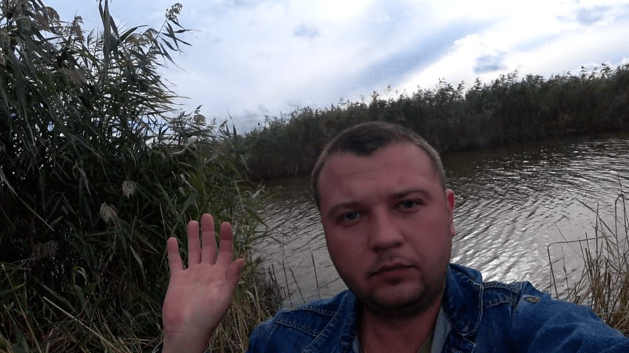 Две вечерние рыбалки на поплавок Не лапти но всё таки карась От нуля ...