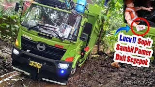 Miniatur TRUK HINO 500 RC Kelebihan MUATAN PASIR BASAH Lewat JALAN TIKUS untuk Menghindari Razia