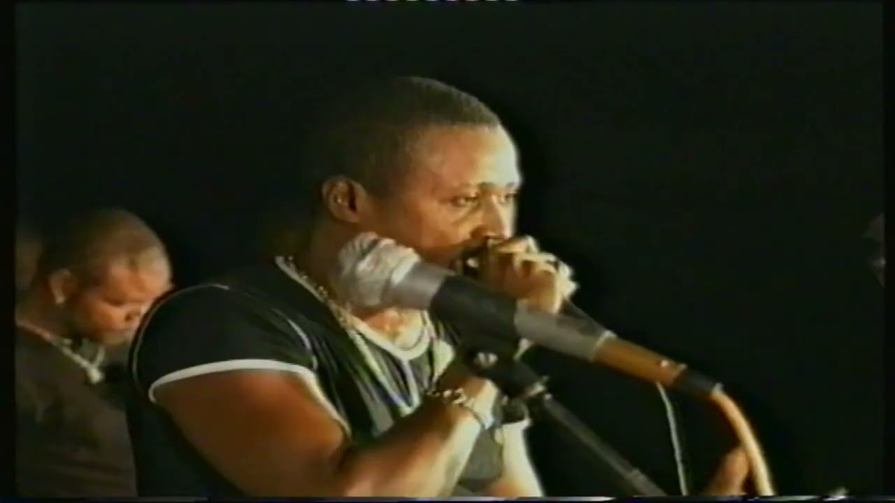 WERRASON & WENGE MUSICA MAISON MERE MALUEKA 2001