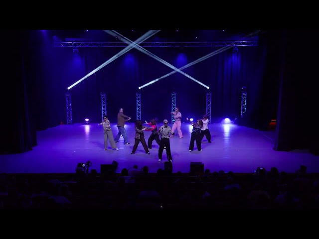 Instructor: Thea
Descriere: Electric Kingdom este un show de popping inspirat din nostalgia electro-funk-ului, plin de e