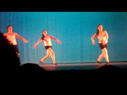 my cousin jocelyn and dancers dance to micheal jac...