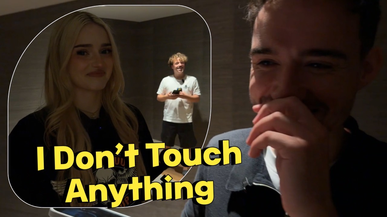 Arther Showed Honeypuu and Ronny “The Massage Room” 😳