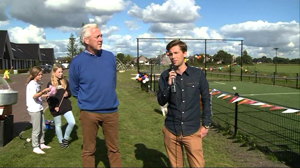 opening kunstgras  voetbalveldje Mackenhof  2015