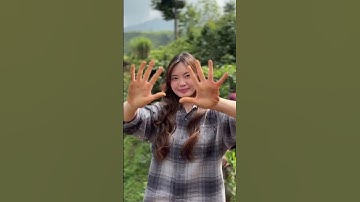 Thumbnail of Ketika Erika ganti profesi… karena @JerhemyOwen 🍂 #wenanampohon #treesforall #stemtok