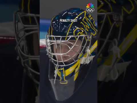 Ebba Svensson Traff stops Ivana Wey's penalty shot in the #IceHockey women bronze medal game!🏒