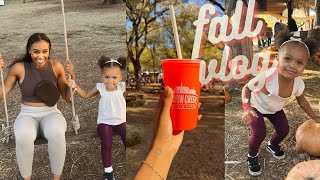 Fall vlog: we went to the best pumpkin farm in South Dallas!