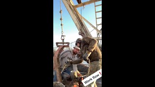 Drill Pipes Tripping In Rig Hole #Rig #Hole #Pipes  #Drill #Tripping