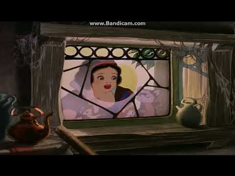 Snow White and The Seven Dwarfs-Just Like a Doll's House/Duket si Shtëpi Kukullash. Albanian/Shqip