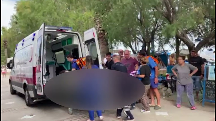 Denizde Tehlike Yaşayan Kızını Son Anda Kurtardı