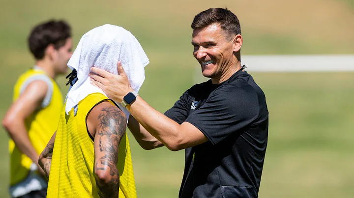 The Coaches | #HeartsInSpain | Lee McCulloch & Gor...