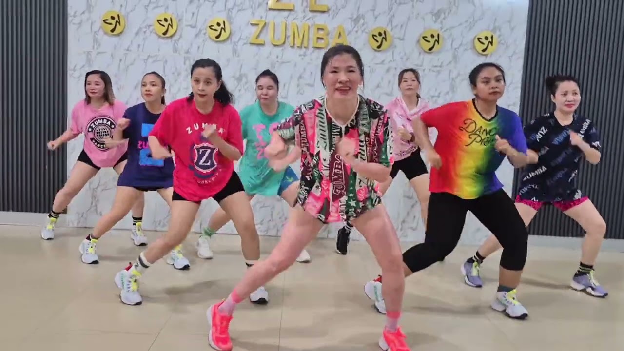 TURN IT UP - FURKAN SOYSAL || ZUMBA DANCE FITNESS || LIU STUDIO 