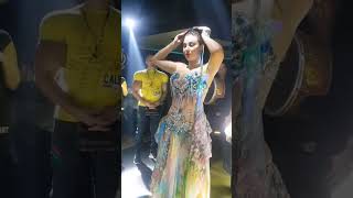 رقص دختر عربی چه خوب میلرزونه #shorts #dance