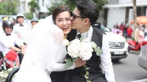 Đám cưới Đông Nhi - Ông Cao Thắng: Chú rể mướt mồ hôi vẫn hôn cô dâu nồng cháy [live 2]