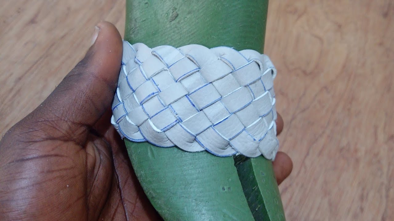 How to Make Round leather Lace Without Using Specific Tool / Deri