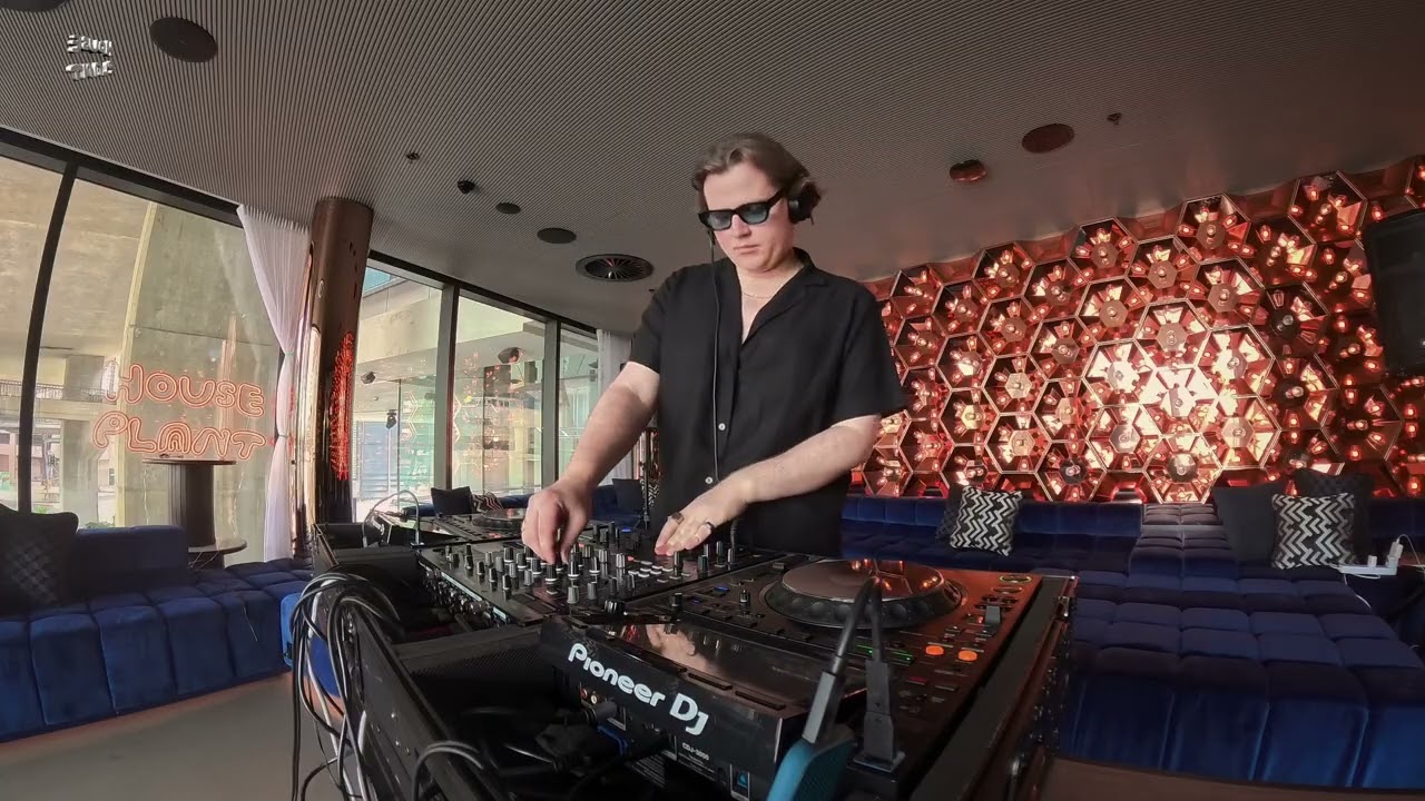 Milo Eastwood // From House to Hip Hop, Eclectic set