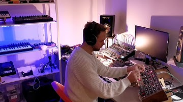 Dark Minimal Techno with Mpc Live II, Digitone, Digitakt & Prophet 6