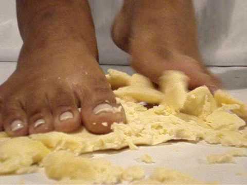 PAULA CRUSHING CHEESE