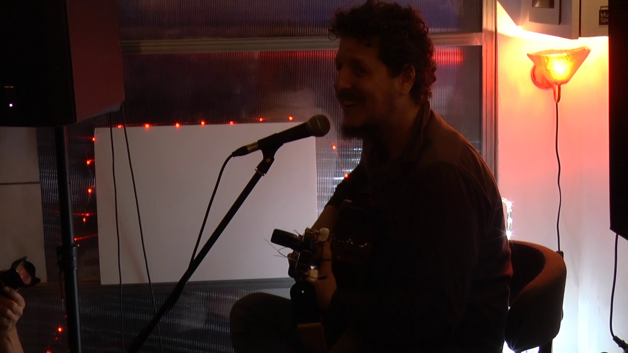 רותם בר אור במיוזיק ספוט | Rotem Bar or at Music Spot