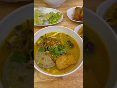 Video Vietnamese mi quang ! An chay (vegetarian noodles) - youtube