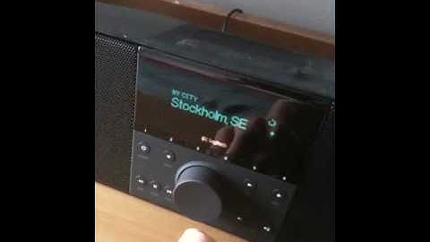 Squeezebox sync problem (SOLUTION = Updated Squeezecenter)
