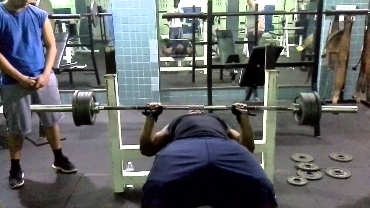 200 Rep Bench Press 195 Pounds - YouTube