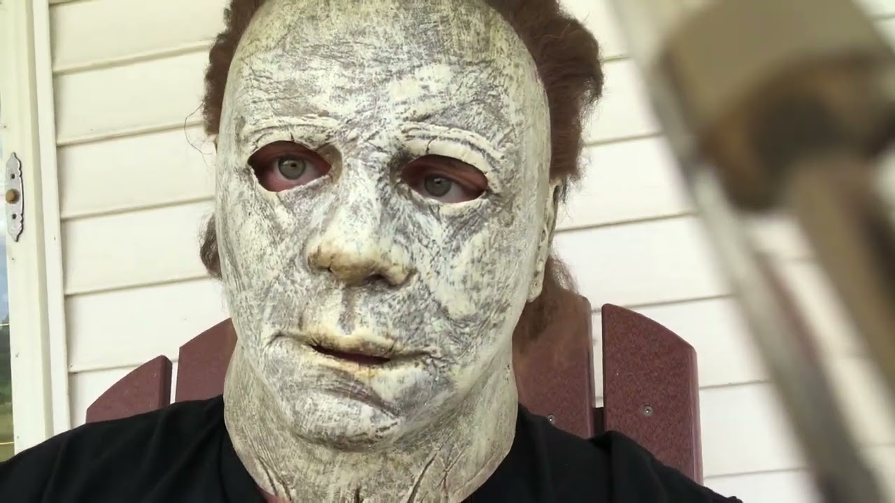 Michael Myers reviews MKx Carts Strawnanna indica