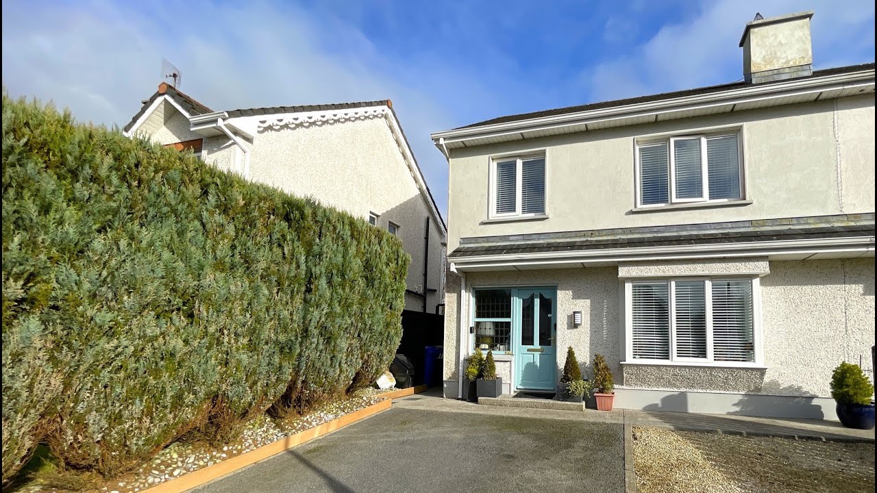 Amazing shebeen in the garden of this 3 bed family house for sale in