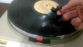 Toca discos Gradiente D-35 funcionando