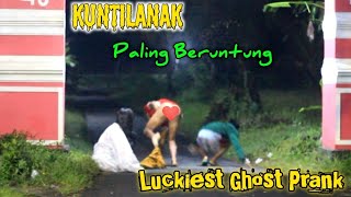 Kuntilanak Paling Beruntung, Tarik Sarung Targetnya, Auto Bugil, Prank Paling Bar Bar, Kocak Lucu