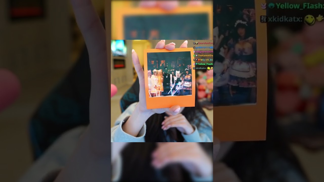 #emiru, #Twitch | MEOW :3 ⭐🩷 GIGA UPDATES + DEVELOPMENTS AT IKKICON AND MY SOUVENIR PHOTOS ⭐🩷