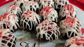 Peppermint Oreo Truffles