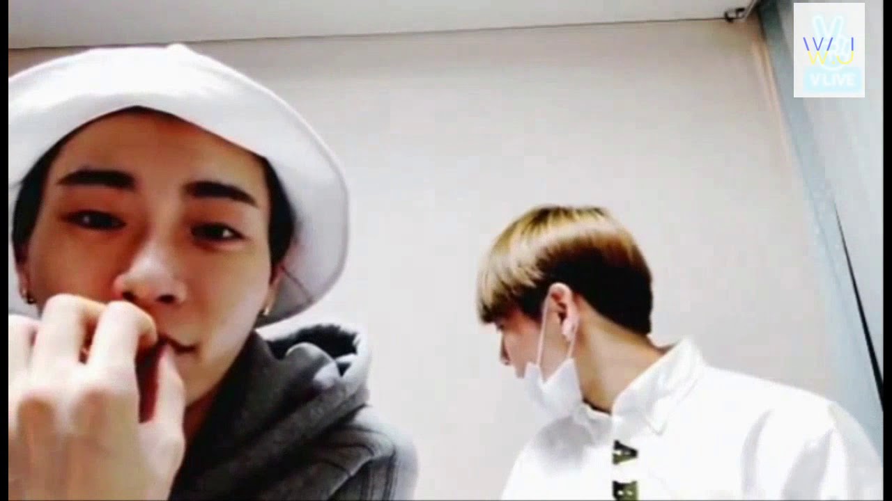 [JBJ]라이브를 할 때 태현이와 상균이가 톨비를 대하는 법