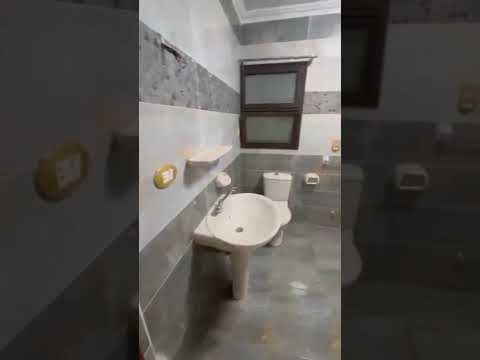 فرصه لا تفوتك شقه للبيع حى السفارات أمام المنطقه الحره وهيئه الأستثمار مدينه نصر 57