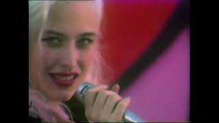 Download Lagu Slink - Pink Christmas (Music Video) (2014) MP3