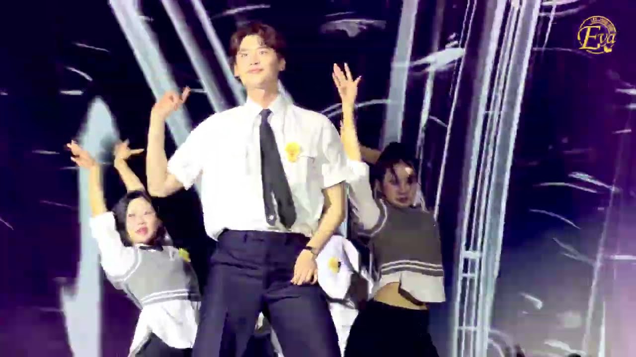 251206 Lee Jong Suk 2025 Asia Fanmeeting Tour ‘With: Just Like This’ in Bangkok -  Whiplash