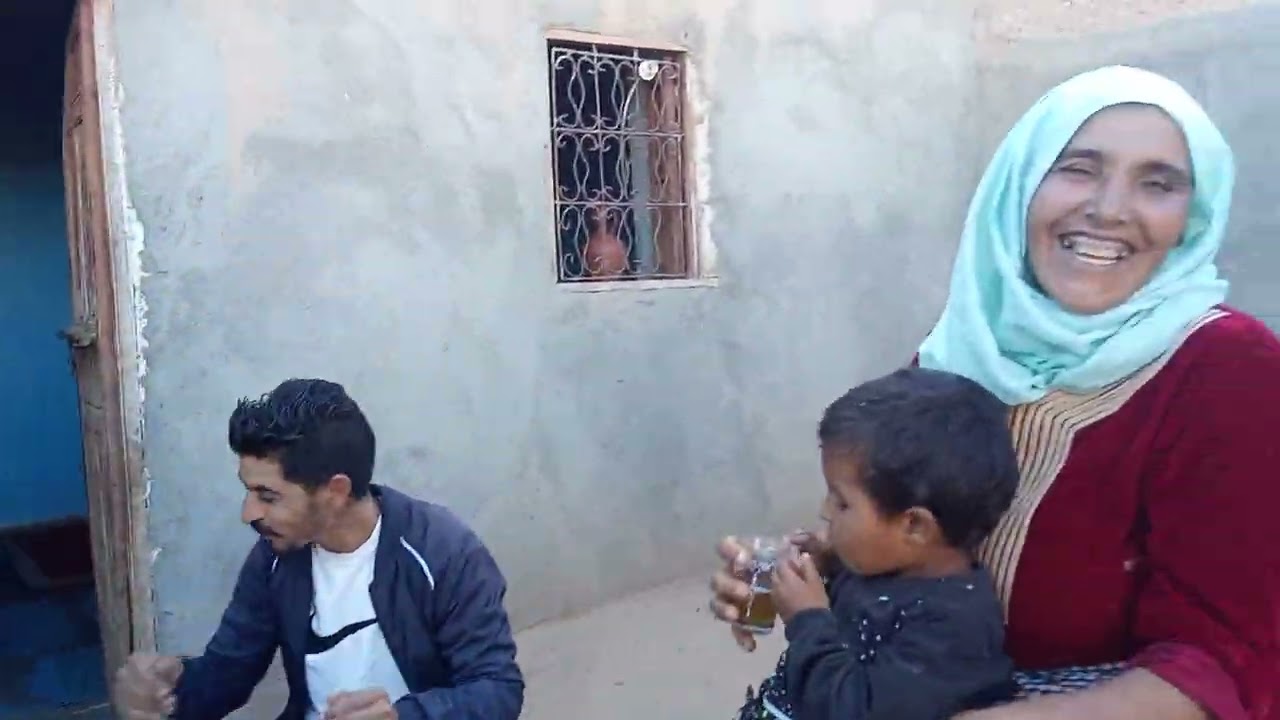 دادا السعدية مشات عند جارتها مي ماليكة الرحمانية 🥰 متوقعوش أش قالت لها على قناتها 😳هكا تكون الجورا