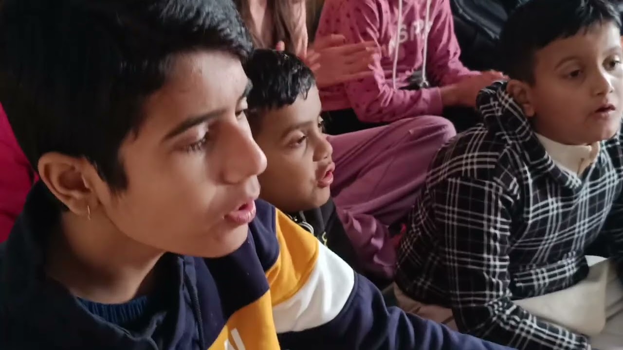 नमस्कार हो सब देवों को मेरा प्रणाम 