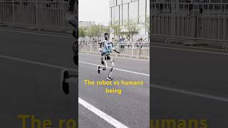 Robot Beats Human World Record in Half Marathon | China’s Lightning Robot | Minutes News